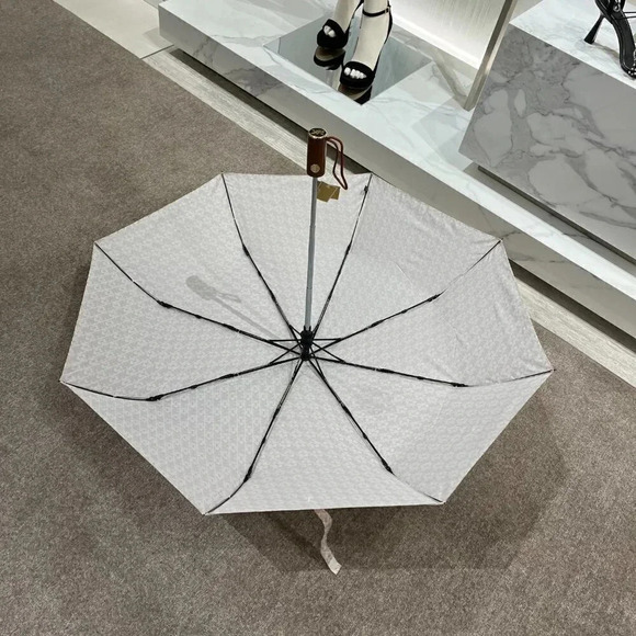 MICHAEL KORS Empire Signature Logo Umbrella (VANILLA & BROWN) - Picture 5 of 16